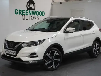 Used Nissan Qashqai S 110 HP (80 kW) 2017 White SUV