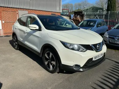 Used Nissan Qashqai N-TEC 110 HP (80 kW) 2015 White SUV