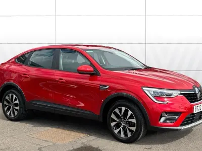 Usado Renault Arkana Iconic 142 HP (104 kW) 2022 SUV