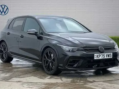Used VW Golf VIII R 333 HP (244 kW) 2025