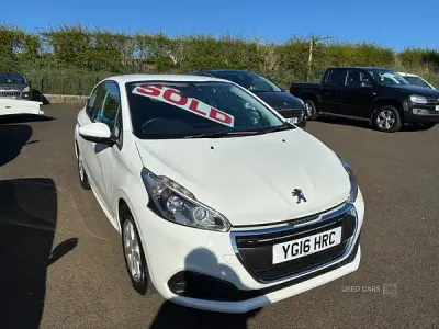 Second-hand Peugeot 208 Active 2016 Alb Hatchback
