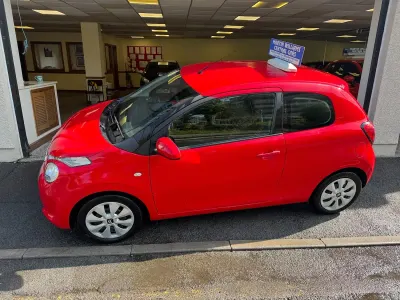 Used Citroën C1 Feel 68 HP (50 kW) 2016 Red Hatchback