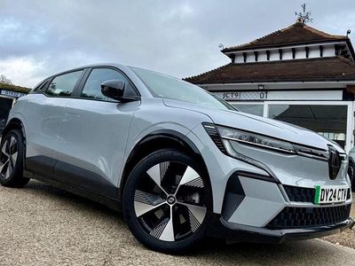 Used 2023 Renault Megane E-Tech Equilibre Hatchback | £18,488 (Fair price)