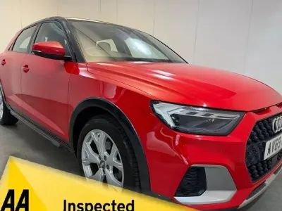 Used Audi A1 Comfort 116 HP (85 kW) 2020 Red SUV