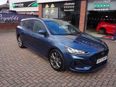 Used Ford Focus ST-Line 120 HP (88 kW) 2022 Blue Estate