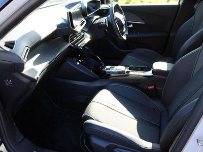 Used Peugeot 2008 GT 143 HP (105 kW) 2025 White SUV