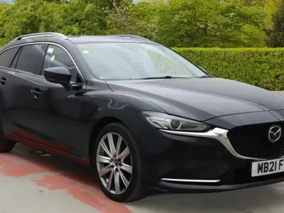 Usado Mazda 6 Inclusive 2021 Preto Carrinha