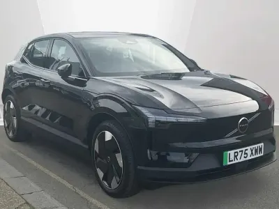 Usado Volvo EX30 Performance 310 kW (422 CV) 2025 Negro SUV