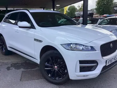 Used Jaguar F-Pace R-Sport 180 HP (132 kW) 2017 White SUV