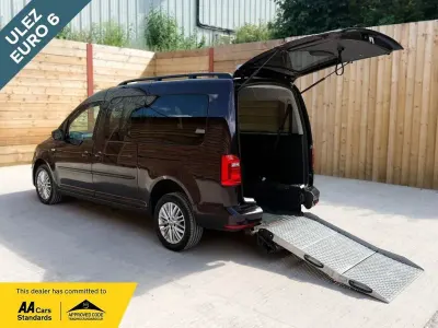 Used VW Caddy Maxi Life 2018 Mauve/purple MPV