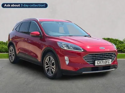 Used Ford Kuga Titanium 120 HP (88 kW) 2022 Red SUV