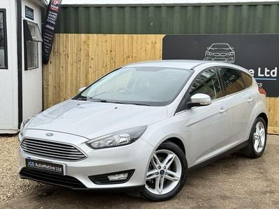 Used Ford Focus Zetec 100 HP (73 kW) 2017 Silver Hatchback