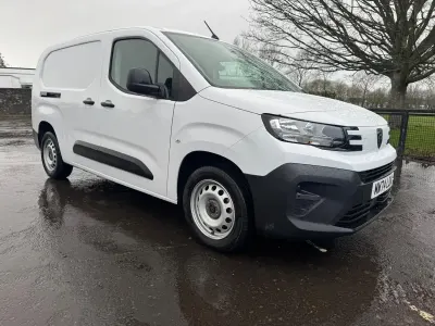 Used Peugeot Partner 131 HP (96 kW) 2024 White MPV