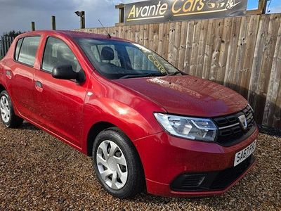 Used Dacia Sandero Ambiance 73 HP (53 kW) 2017 Red Hatchback