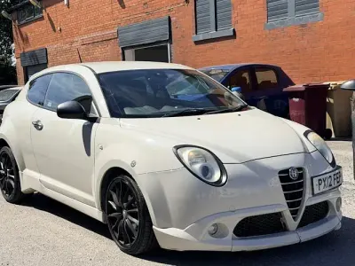 Used Alfa Romeo MiTo Sprint 84 HP (61 kW) 2012 White Hatchback