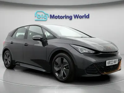 Usado Cupra Born 150 kW (204 HP) 2023 Cinzento Citadino