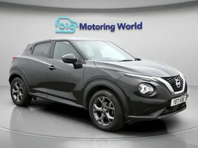 Used Nissan Juke N-Connecta 114 HP (83 kW) 2021 Black SUV