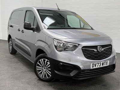 Used Vauxhall Combo 100 HP (73 kW) 2023 Grey MPV