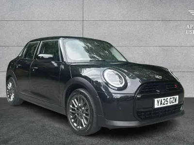 Used Mini Cooper S Hatch 201 HP (147 kW) 2025 Black Hatchback