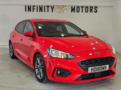 Used Ford Focus ST-Line 125 HP (91 kW) 2018 Red Hatchback