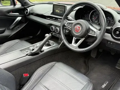 Used Fiat 124 Spider Lusso Plus 140 HP (102 kW) 2017 Red Cabriolet