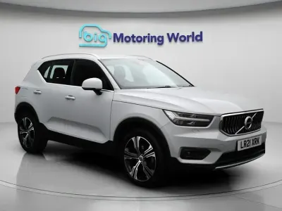 Used Volvo XC40 Inscription 163 HP (119 kW) 2021 Silver SUV