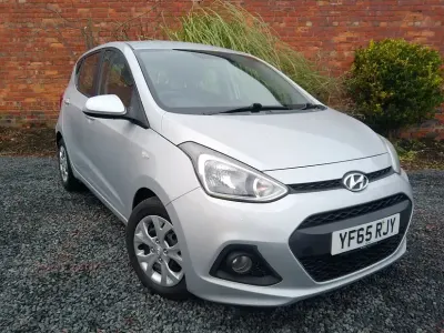 Used Hyundai i10 SE 67 HP (49 kW) 2015 Silver Hatchback