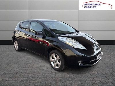 Used Nissan Leaf Acenta 80 kW (109 HP) 2015 Black Hatchback