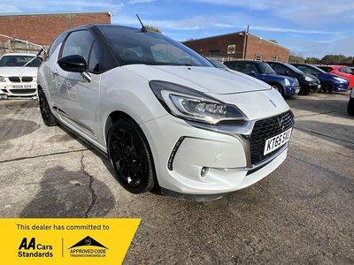 White Used 2017 DS Automobiles DS3 Connected Chic Hatchback | £4,595 (Fair price)