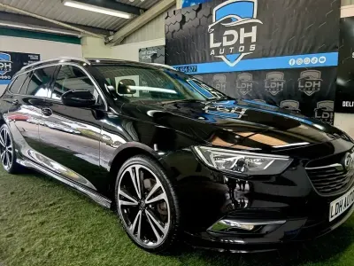Used Vauxhall Insignia SRi 170 HP (125 kW) 2017