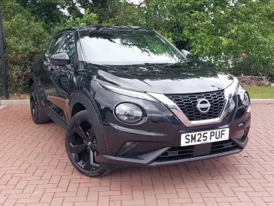 Używany Nissan Juke Tekna 114 KM (83 kW) 2025 Czarny SUV
