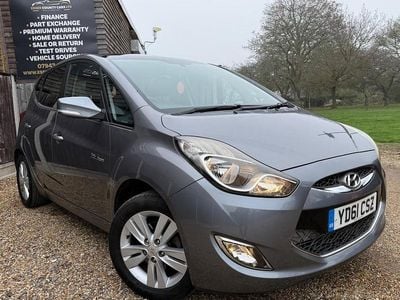 Used Hyundai ix20 Style 90 HP (66 kW) 2011 Grey Hatchback