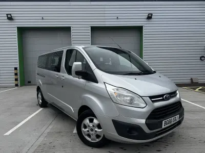Used Ford Tourneo Custom Titanium 130 HP (95 kW) 2016 Silver Van