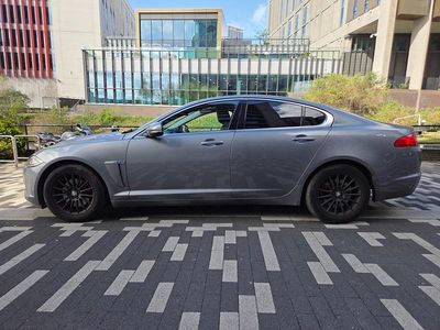 Begagnad Jaguar XF SE 2011 Grå Sedan