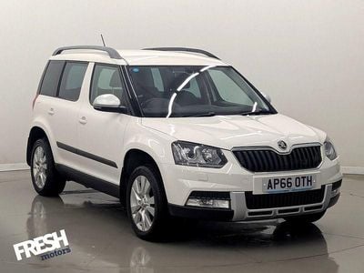 White Used 2016 Skoda Yeti SE L SUV | £14,799 (A bit pricey)