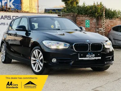 Używany BMW 118 Sport Line 2018 Czarny Hatchback