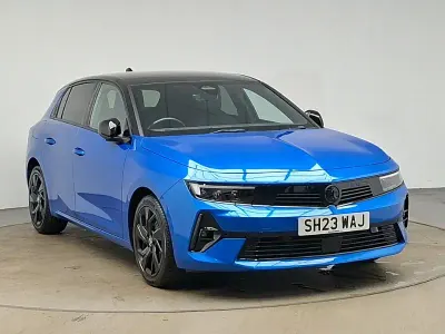 Used Vauxhall Astra GS Line 130 HP (95 kW) 2023 Blue Hatchback