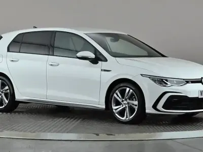 Used VW Golf VIII R-line 131 HP (96 kW) 2024 Hatchback