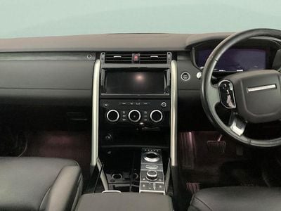 Land Rover Discovery 5