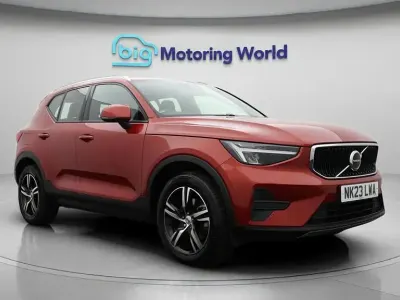 Used Volvo XC40 Core 163 HP (119 kW) 2023 Red SUV