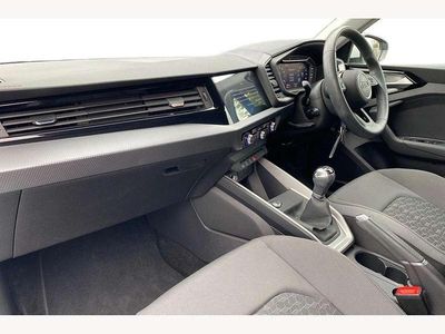 Used Audi A1 Sport 116 HP (85 kW) 2020 White SUV