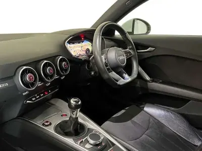 Używany Audi TT Sport 245 KM (180 kW) 2019 Biały Coupe