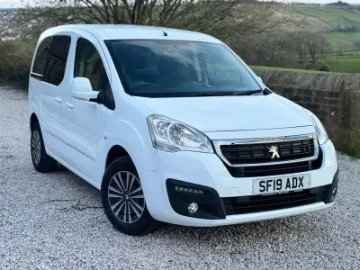 Usado Peugeot Partner Active 75 HP (55 kW) 2019 Cinzento Monovolume