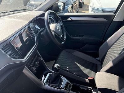 Used VW T-Roc Active 110 HP (80 kW) 2022 Grey SUV