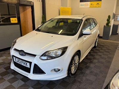 Used Ford Focus Zetec 115 HP (84 kW) 2013 White Estate