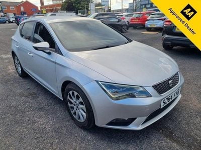 Used Seat Leon SE 105 HP (77 kW) 2014 Silver Hatchback