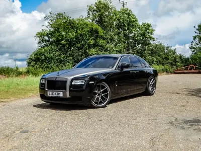 Used Rolls Royce Ghost 563 HP (414 kW) 2010 Black Sedan