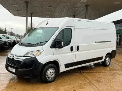 Gebraucht Citroën Relay 140 PS (102 kW) 2021 Weiß Van