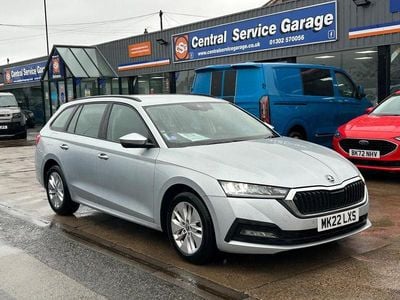 Silver Used 2022 Skoda Octavia SE Technology Estate | £11,295 (Fair price)