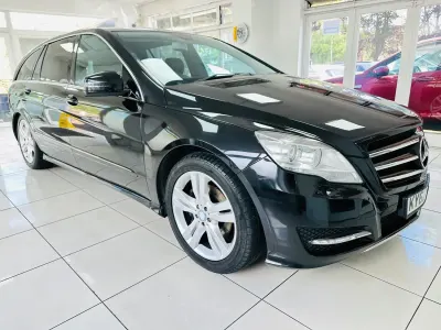 Käytetty Mercedes R350 2012 Musta Tila-auto